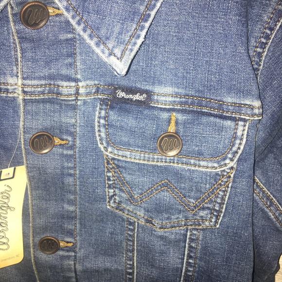 Wrangler Women Fashion Denim Jacket. Medium. Blue - Picture 8 of 8